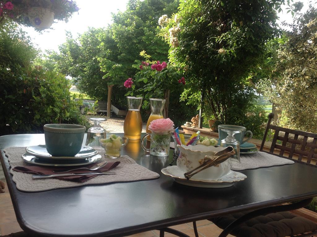 Jardin D'Antan Acomodação com café da manhã Ansouis Exterior foto