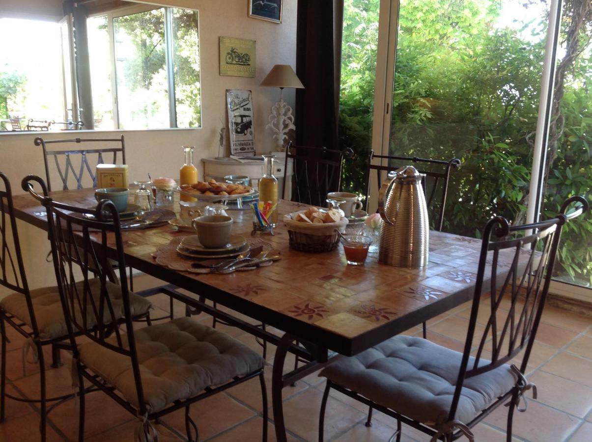 Jardin D'Antan Acomodação com café da manhã Ansouis Exterior foto