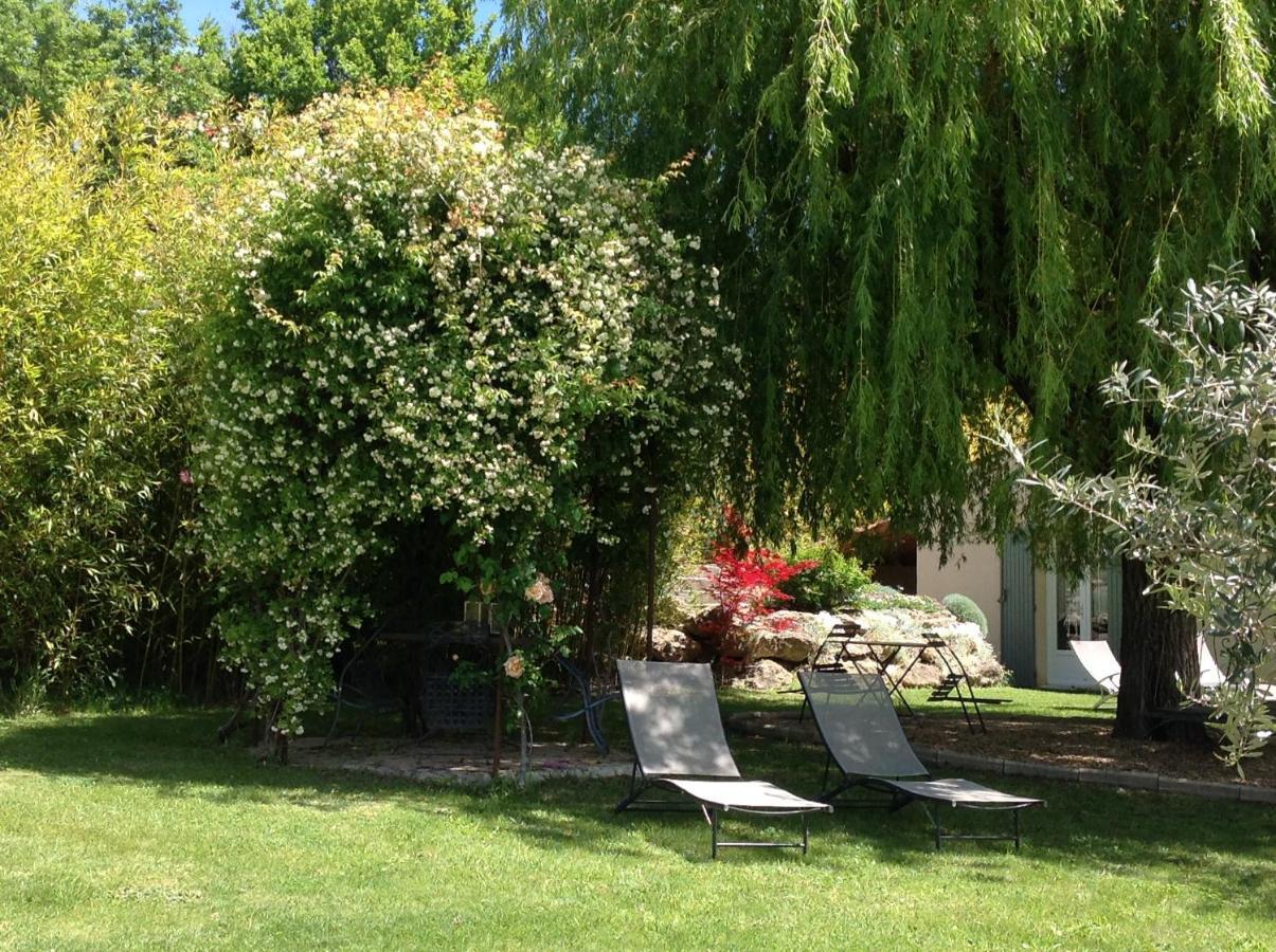 Jardin D'Antan Acomodação com café da manhã Ansouis Exterior foto